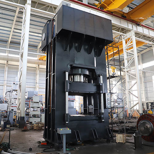 1800噸(dun)龍門框架(jia)式液壓機(jī)-木屑托盤(pán)壓制設備(bèi)