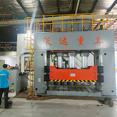 1000噸(dūn)框架式薄(bao)闆拉伸液(ye)壓機_1000噸框(kuang)架液壓機(jī)