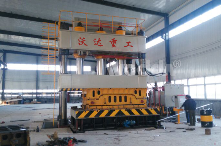 拉伸成(cheng)型液壓(yā)機 拉(la)伸成型(xing)液壓機(jī)