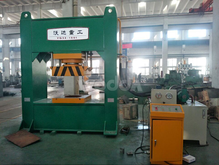 框架式龍門(men)液壓機