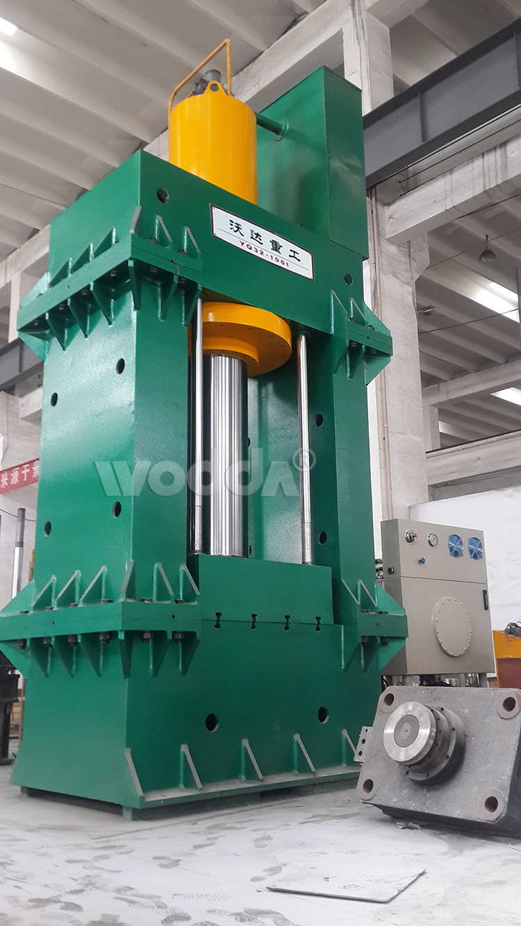 龍(lóng)門液壓機配置