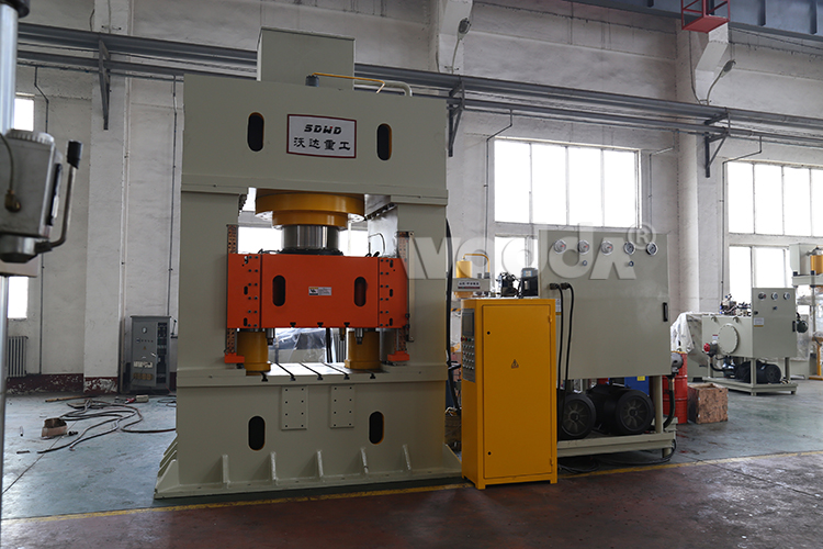 框架導軌(gui)式液壓機(ji)