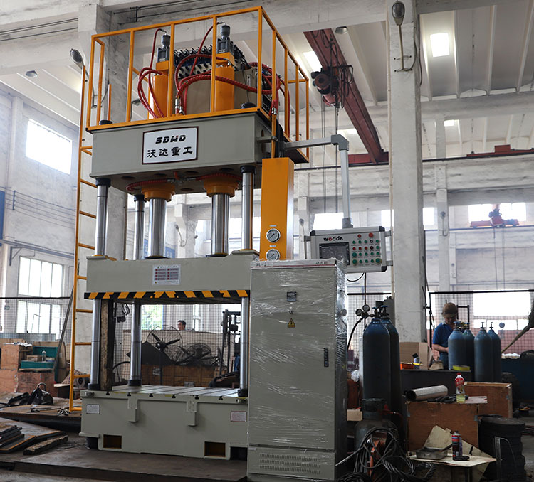 500噸四柱三梁液(yè)壓機技術參數