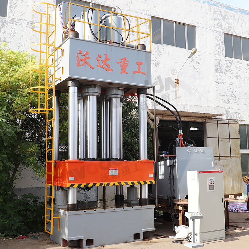 坩(gān)埚成型液壓機(jī)