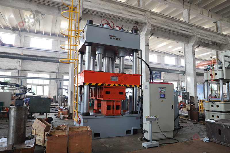 快(kuài)速封頭液(yè)壓機_1000噸封(feng)頭拉伸機(jī) 快速封頭(tou)液壓機_1000噸(dūn)封頭拉伸(shen)機