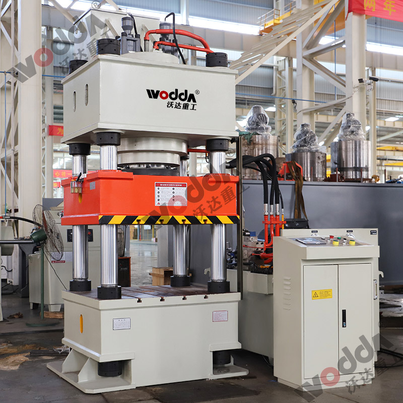 400噸錨(máo)杆托盤液壓(ya)機 400噸錨杆托(tuo)盤液壓機