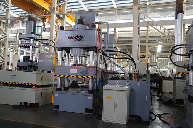 630噸拉伸液壓機 630噸(dun)拉伸液壓機