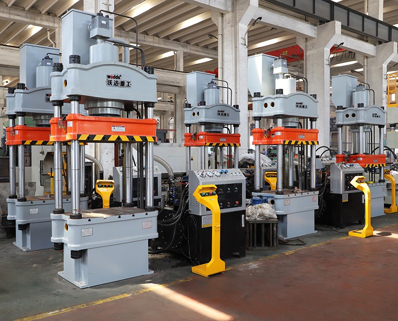 200噸汽車配(pèi)件拉伸液壓機(jī) 200噸汽車配件拉(lā)伸液壓機