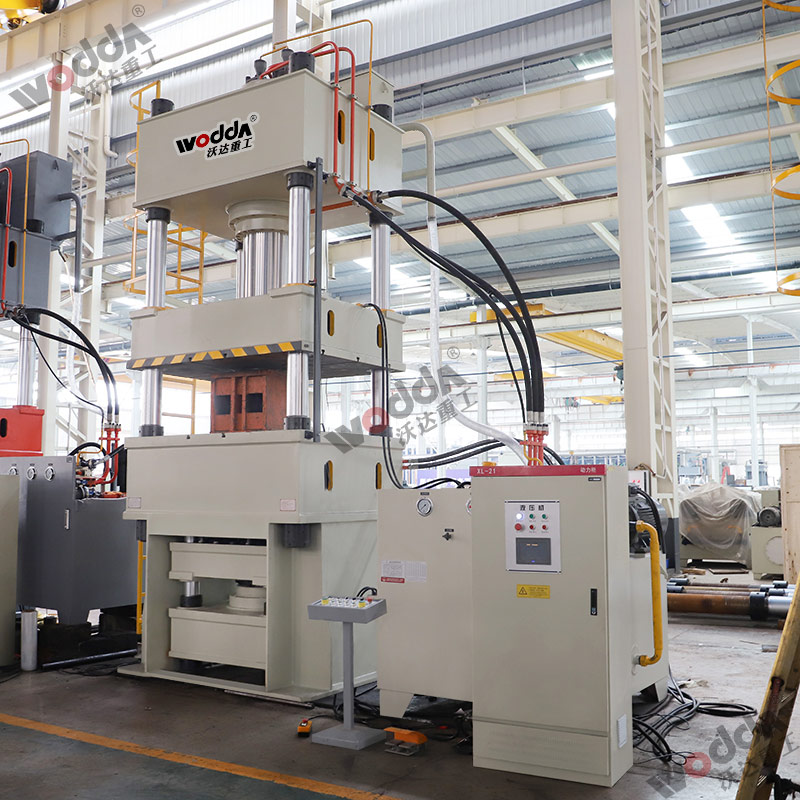 500噸四柱拉伸(shēn)液壓機 500噸四柱(zhù)拉伸液壓機