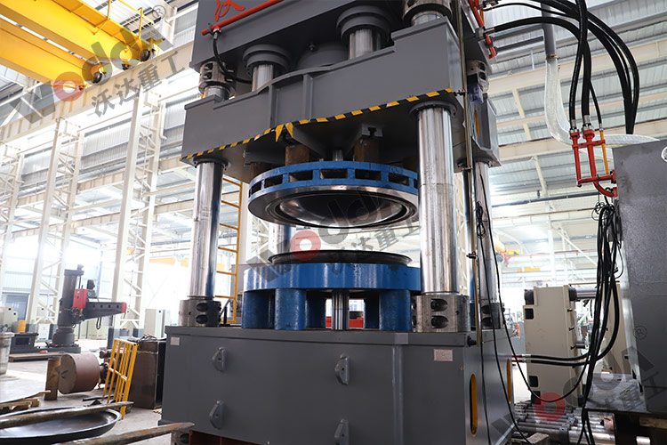 封頭液壓(ya)機 封頭液壓(yā)機