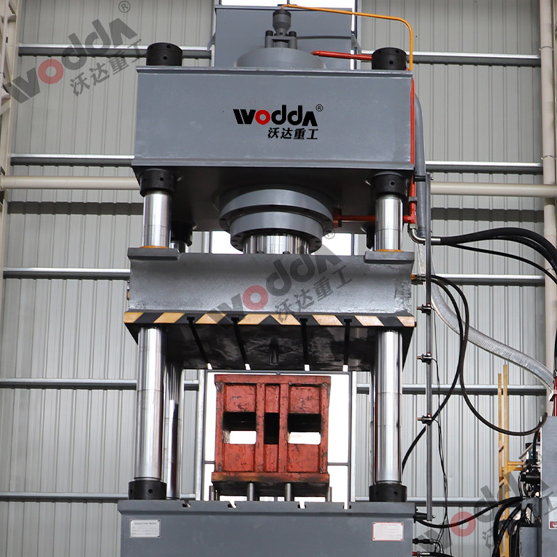 不鏽鋼(gang)水槽拉(lā)伸液壓(ya)機 不鏽(xiù)鋼水槽(cao)拉伸液(yè)壓機