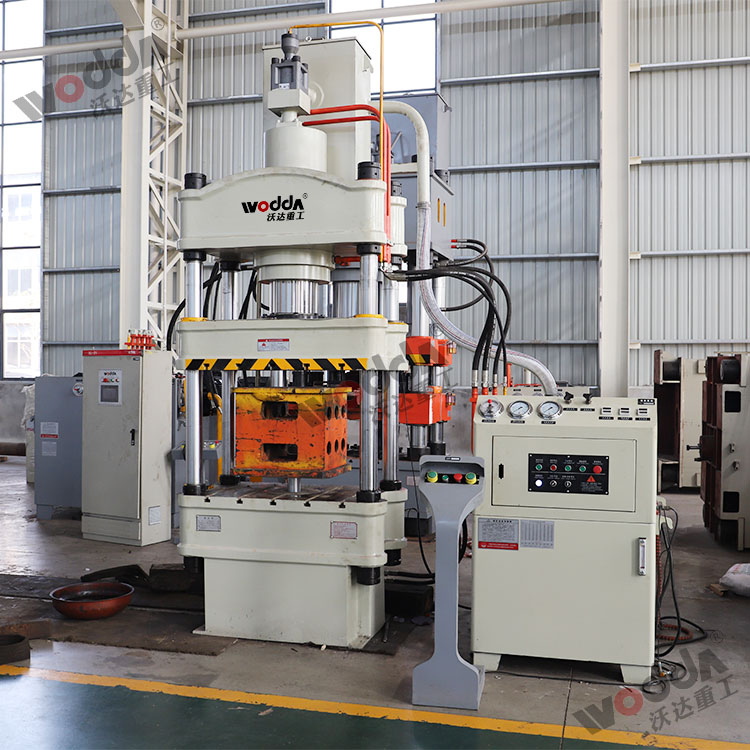 200噸拉(la)伸液壓(ya)機 200噸拉(lā)伸液壓(ya)機