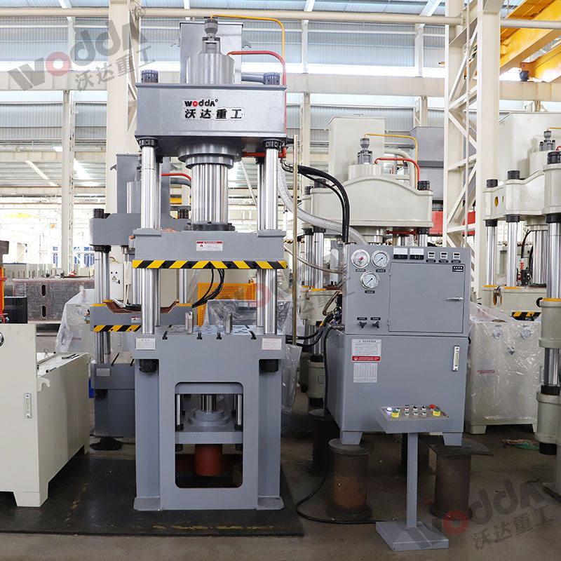 200噸拉伸機 200噸拉(la)伸機