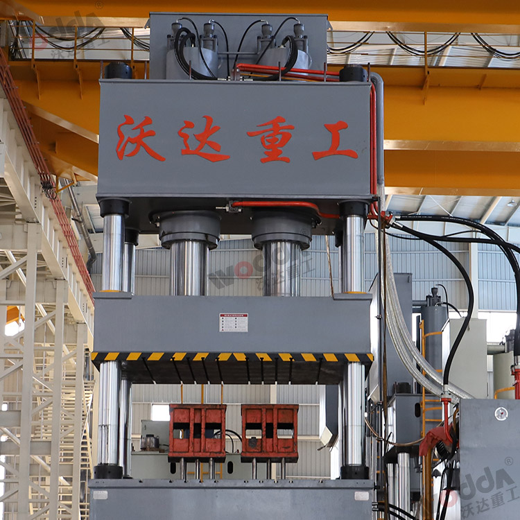 1000液壓機(立(lì)柱、油缸) 1000液壓(yā)機(立柱、油缸(gāng))