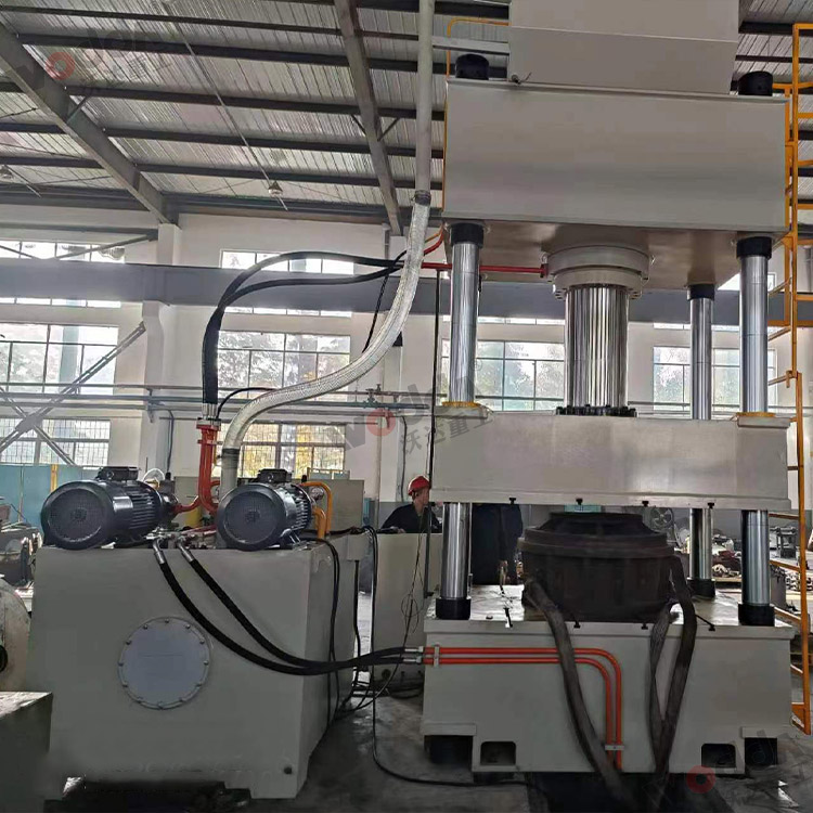 315噸汽車(chē)配件拉伸(shēn)液壓機(圖(tú)2) 315噸汽車配(pei)件拉伸液(yè)壓機(圖2)