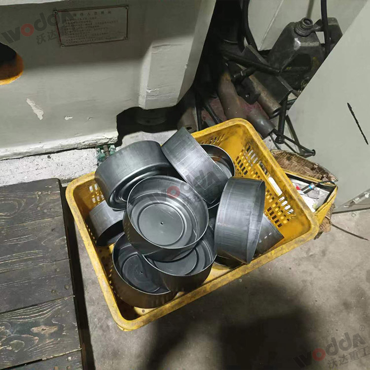 315噸(dūn)上置液壓墊(nian)拉伸液壓機(ji)拉伸産品 315噸(dūn)上置液壓墊(nian)拉伸液壓機(jī)拉伸産品