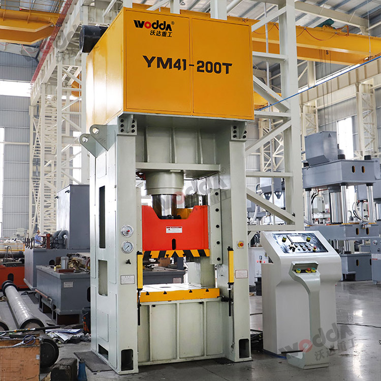 200噸框架(jia)式液壓(yā)機(圖1) 200噸(dūn)框架式(shì)液壓機(ji)(圖1)