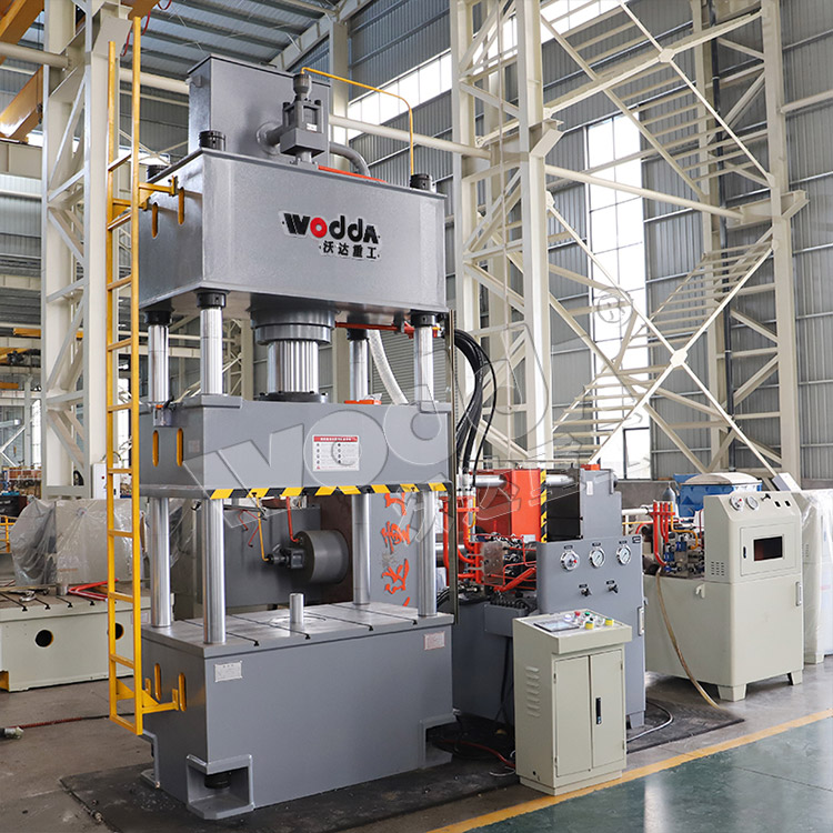 200噸下頂(dǐng)缸式拉伸(shēn)機 200噸下頂(ding)缸式拉伸(shēn)機