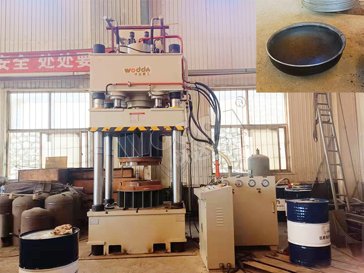 315噸(dūn)封頭拉伸(shēn)液壓機 315噸(dun)封頭拉伸(shen)液壓機