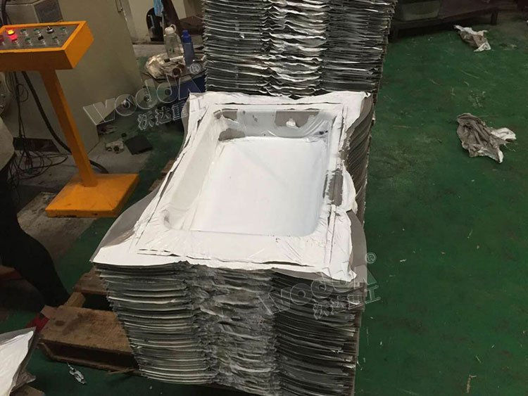 不鏽鋼(gāng)水槽拉伸件(jian) 不鏽鋼水槽(cao)拉伸件