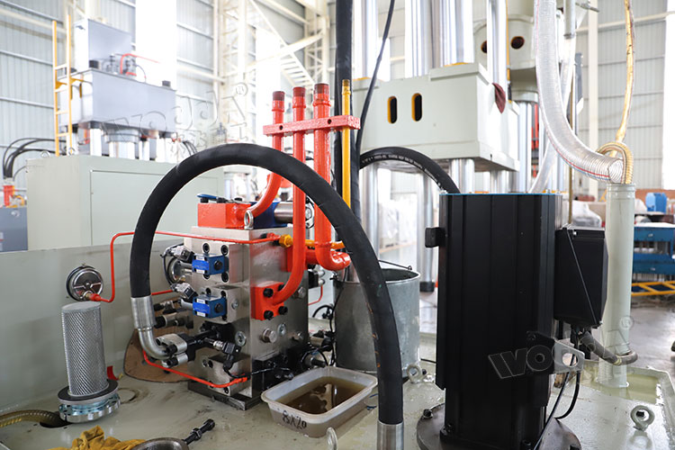 伺服電機(插(cha)裝閥) 伺服電機(ji)(插裝閥)