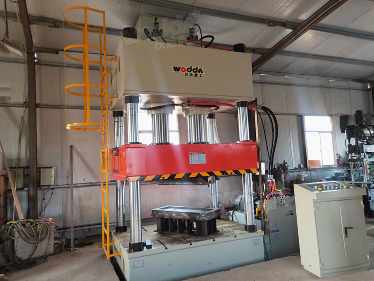 金屬(shu)成型液壓機(ji) 金屬成型液(yè)壓機