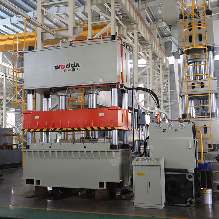 400噸四(si)柱拉伸液(ye)壓機 400噸四(si)柱拉伸液(ye)壓機