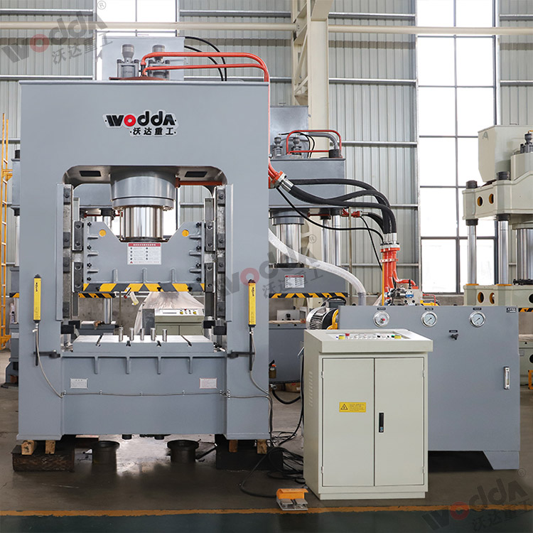 315噸框架式(shì)薄闆拉伸液(ye)壓機 315噸框架(jia)式薄闆拉伸(shen)液壓機