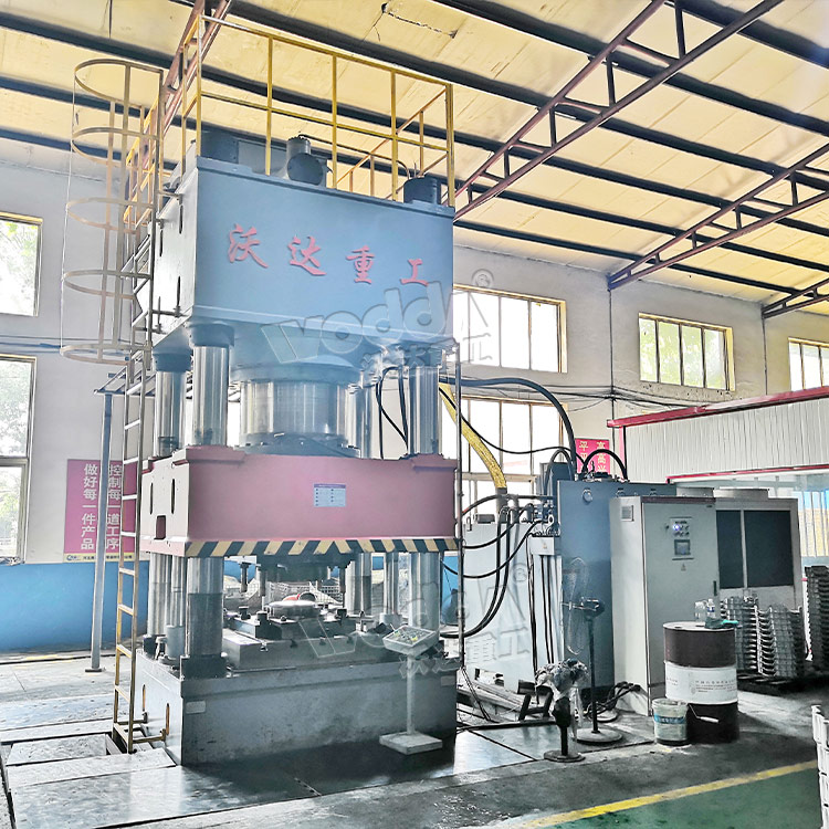 2000噸(dun)四柱液壓(ya)機 2000噸四柱(zhu)液壓機