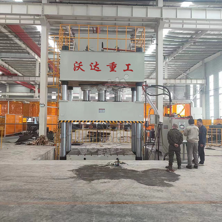 1000噸(dun)汽車配(pei)件拉伸(shen)液壓機(ji) 1000噸汽車(che)配件拉(la)伸液壓(yā)機