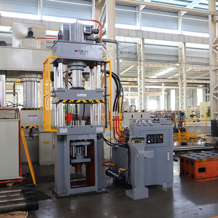 100噸四(sì)柱拉伸(shen)機 100噸四(sì)柱拉伸(shēn)機