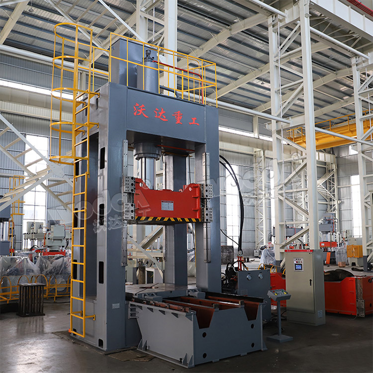 250噸框架(jia)式液壓(ya)機帶移(yi)動工作(zuo)台 250噸框(kuang)架式液(ye)壓機帶(dài)移動工(gōng)作台