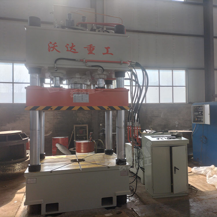 315噸封頭拉伸(shēn)液壓機 315噸封頭(tóu)拉伸液壓機