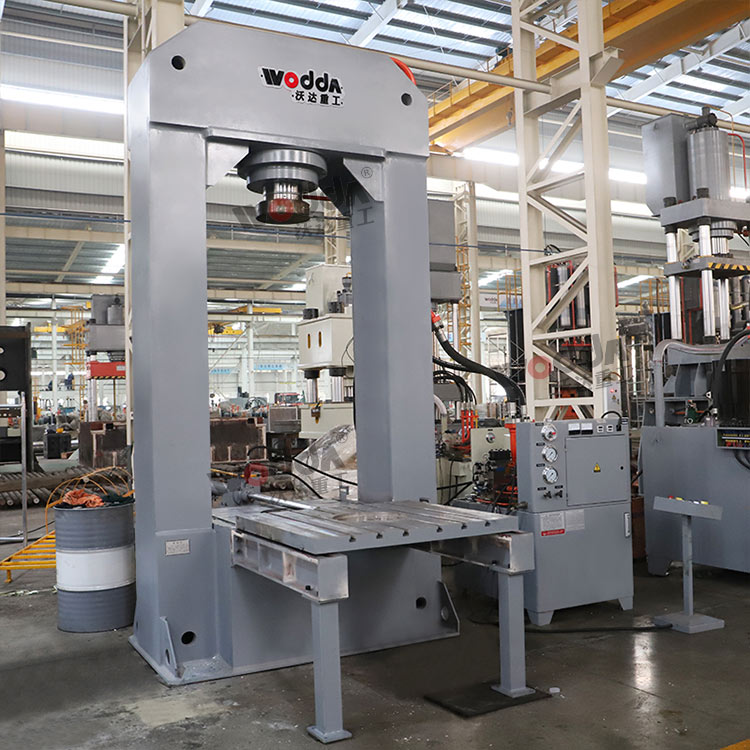 315噸(dūn)龍門式(shi)電機軸(zhóu)承壓裝(zhuang)液壓機(ji) 315噸龍門(mén)式電機(ji)軸承壓(ya)裝液壓(ya)機