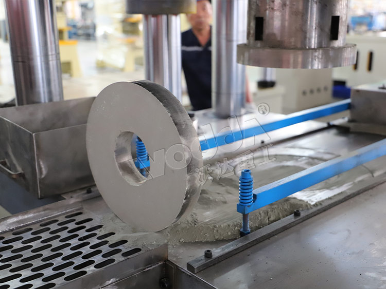 法蘭粉(fen)末成型(xing)