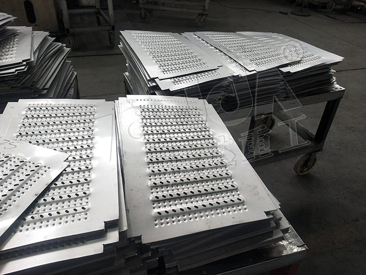 不鏽鋼(gang)地溝蓋(gai)闆 不鏽(xiu)鋼地溝(gou)蓋闆