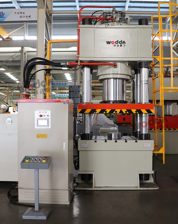 快速800噸(dūn)四柱液壓(ya)機 快速800噸(dūn)四柱液壓(ya)機