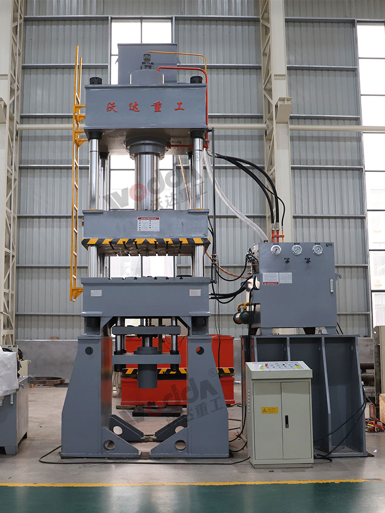 315噸(dūn)液壓墊拉伸機(ji) 315噸液壓墊拉伸(shēn)機