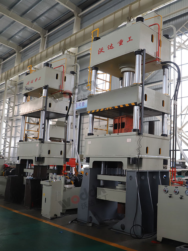 315噸拉(la)伸機 315噸拉伸機(jī)