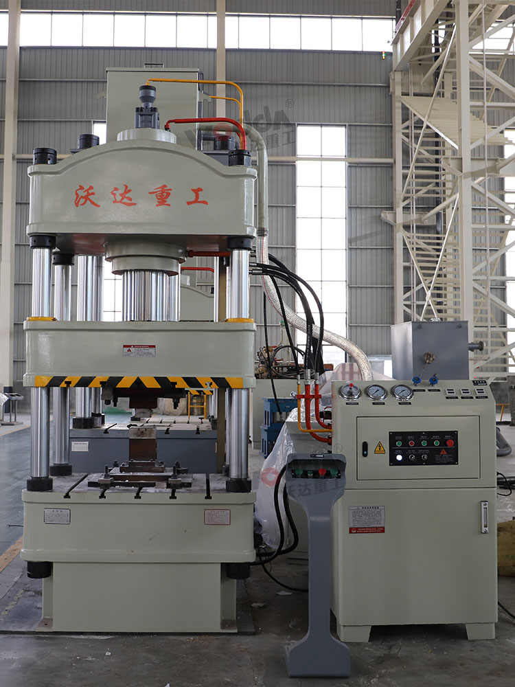 200噸三梁四(sì)柱液壓機(jī)(粉末成型(xíng)液壓機) 200噸(dun)三梁四柱(zhù)液壓機(粉(fen)末成型液(ye)壓機)