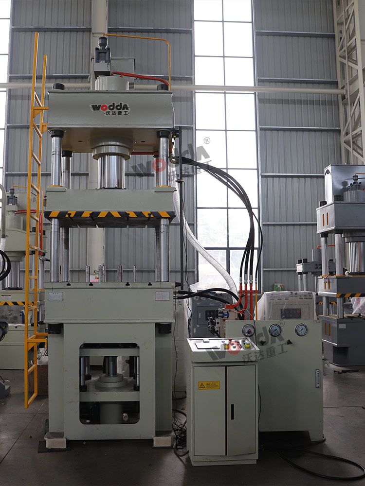 200噸液(ye)壓頂拉伸(shen)機 200噸液壓(ya)頂拉伸機(ji)