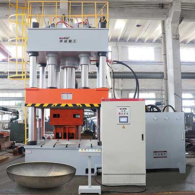 630噸封頭拉(la)伸液壓機_封頭成(chéng)型油壓機