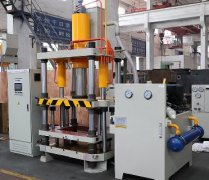 電磁爐隔(ge)熱圈液壓(yā)機